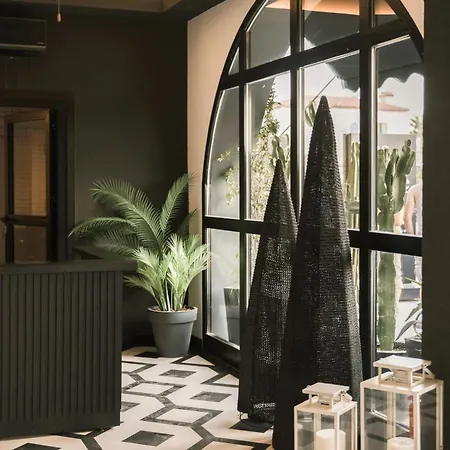 The Local House 5*