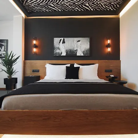 Hotel The Local House