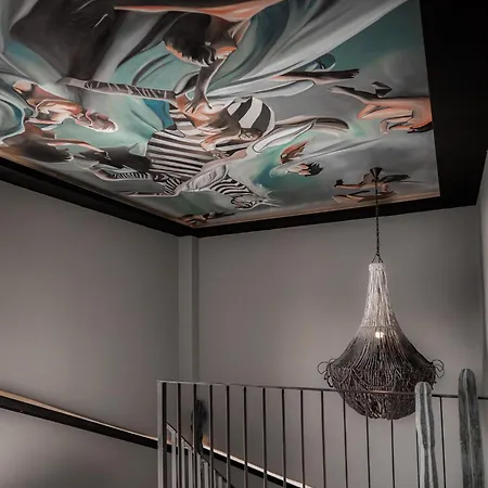 Hotel The Local House 5*