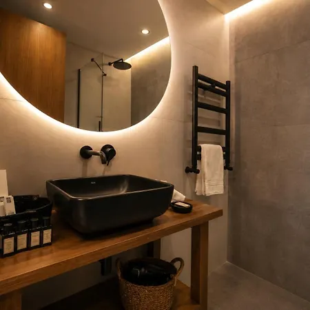The Local House Hotel 5*
