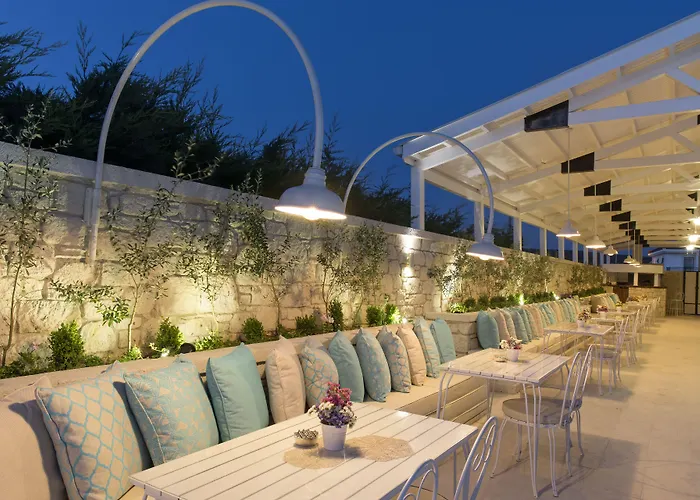 Hotel The Local House 5*
